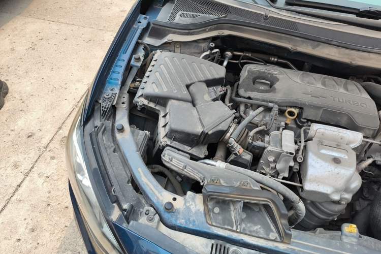 Used Chevrolet Monza 2019 RS 330T Automatic Comfort Edition China VI Standard Engine Bay Right