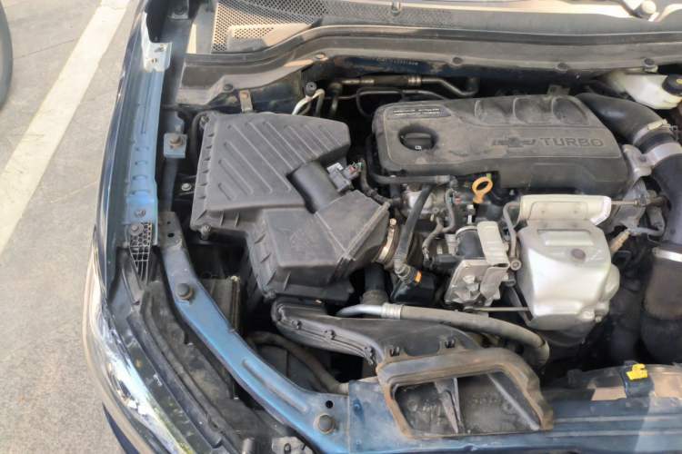 Used Chevrolet Monza 2019 RS 330T Automatic Comfort Edition China VI Standard Engine Bay Right
