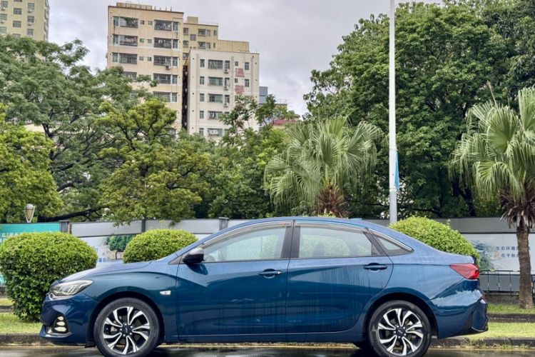 Used Chevrolet Monza 2019 RS 330T Automatic Comfort Edition China VI Standard Exterior 2