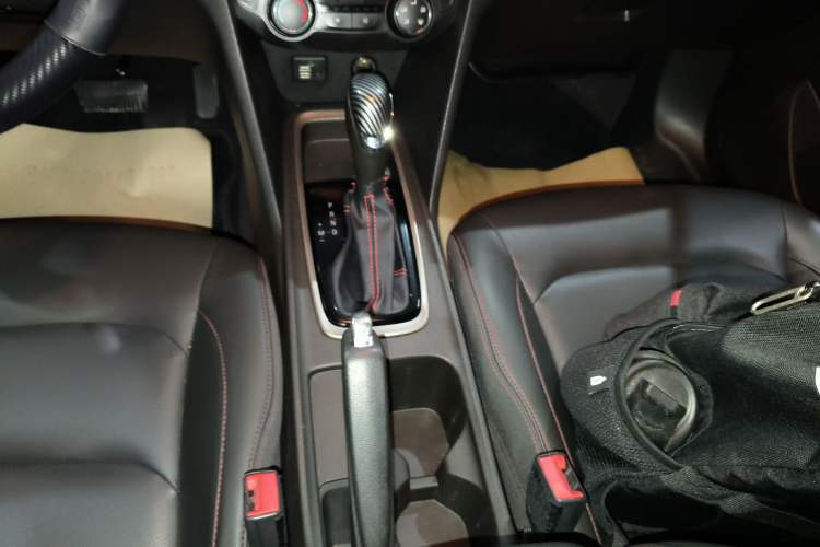 Used Chevrolet Monza 2019 RS 330T Automatic Comfort Edition China VI Standard Gear Lever
