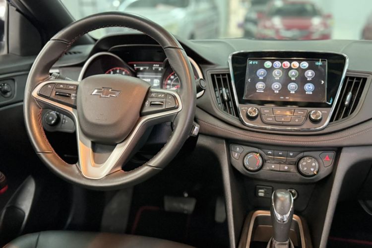 Used Chevrolet Monza 2019 RS 330T Automatic Comfort Edition China VI Standard Interior 2