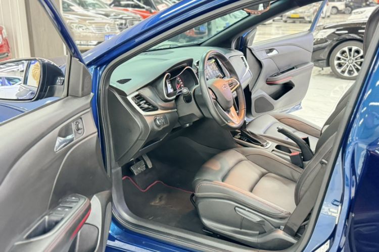 Used Chevrolet Monza 2019 RS 330T Automatic Comfort Edition China VI Standard Interior 7