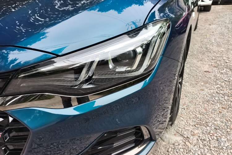 Used Chevrolet Monza 2019 RS 330T Automatic Comfort Edition China VI Standard Left Front Headlight
