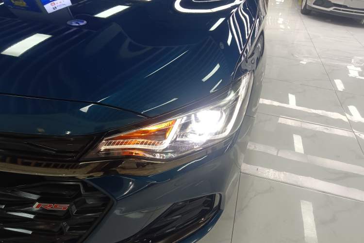 Used Chevrolet Monza 2019 RS 330T Automatic Comfort Edition China VI Standard Left Front Headlight