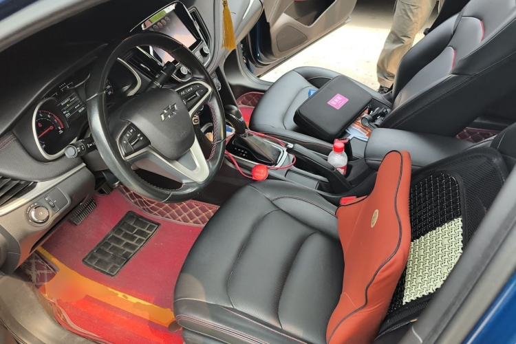 Used Chevrolet Monza 2019 RS 330T Automatic Comfort Edition China VI Standard Left Front Seat