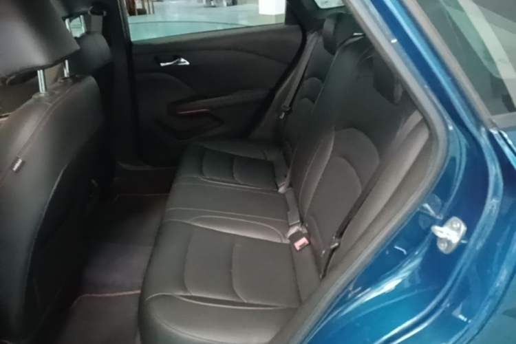 Used Chevrolet Monza 2019 RS 330T Automatic Comfort Edition China VI Standard Left Rear Seat
