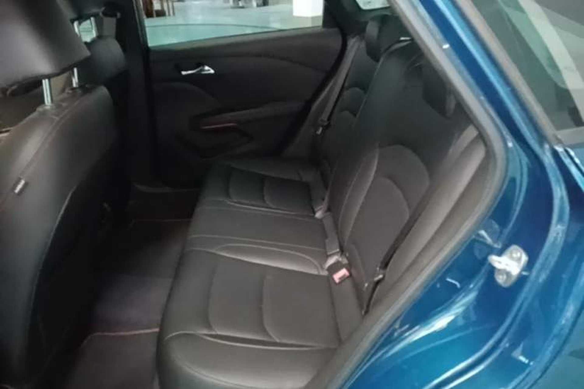 Used Chevrolet Monza 2019 RS 330T Automatic Comfort Edition China VI Standard Left Rear Seat