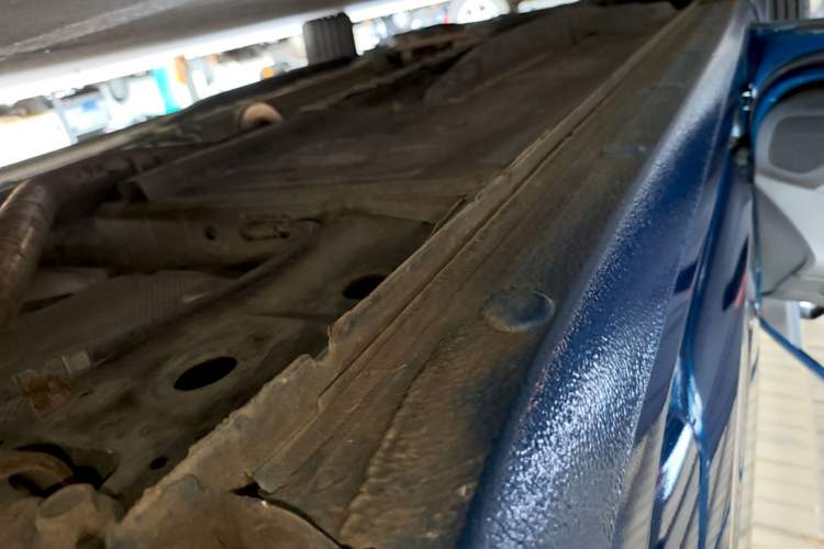 Used Chevrolet Monza 2019 RS 330T Automatic Comfort Edition China VI Standard Left Side Sill