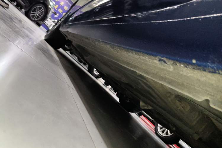 Used Chevrolet Monza 2019 RS 330T Automatic Comfort Edition China VI Standard Left Side Sill