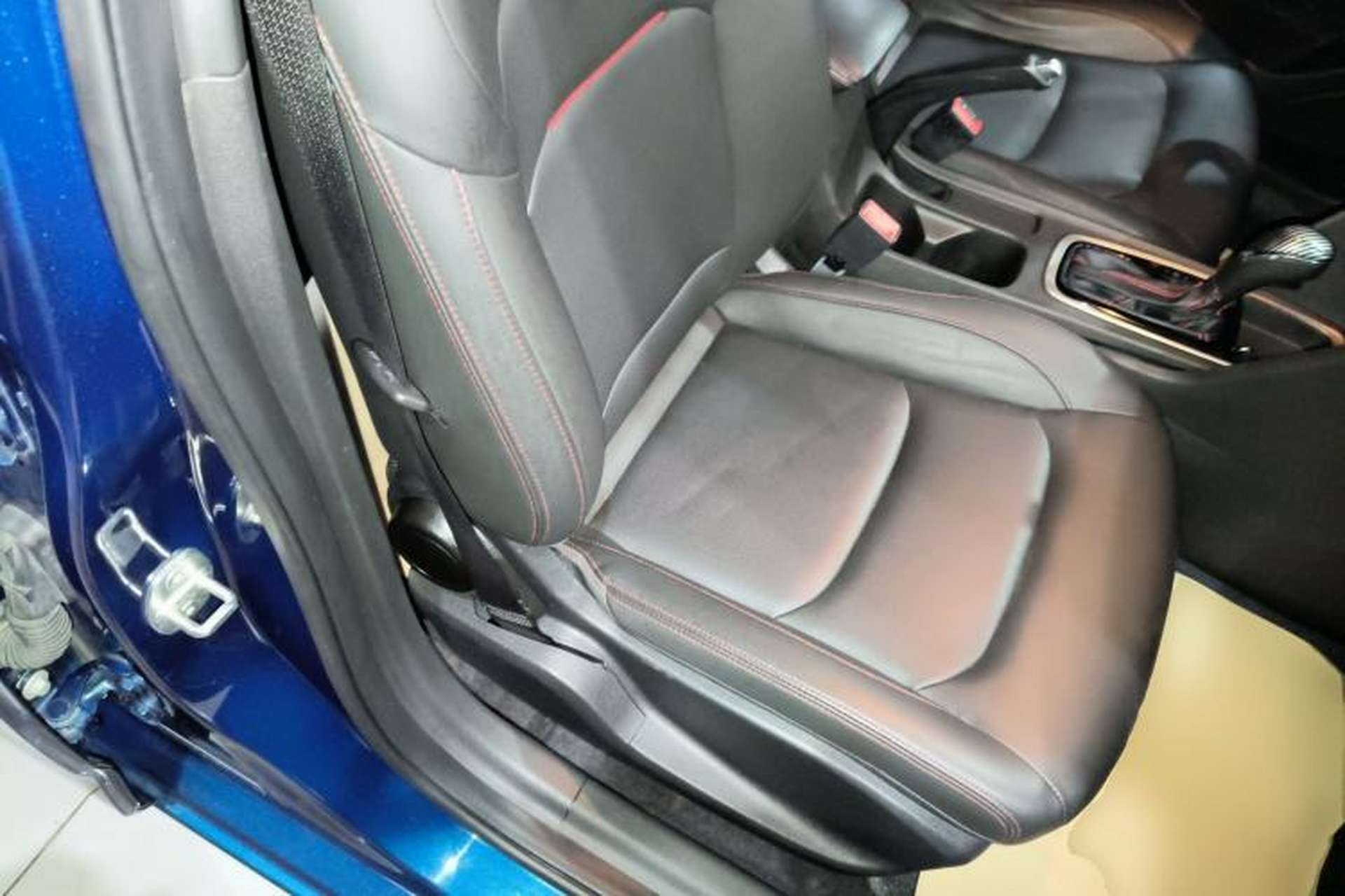 Used Chevrolet Monza 2019 RS 330T Automatic Comfort Edition China VI Standard Right Front Seat