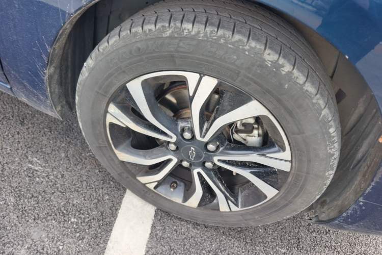 Used Chevrolet Monza 2019 RS 330T Automatic Comfort Edition China VI Standard Right Front Wheel Hub