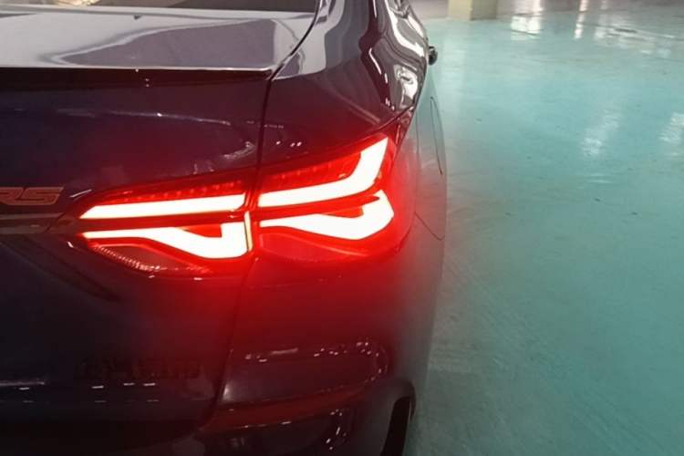 Used Chevrolet Monza 2019 RS 330T Automatic Comfort Edition China VI Standard Right Rear Taillight
