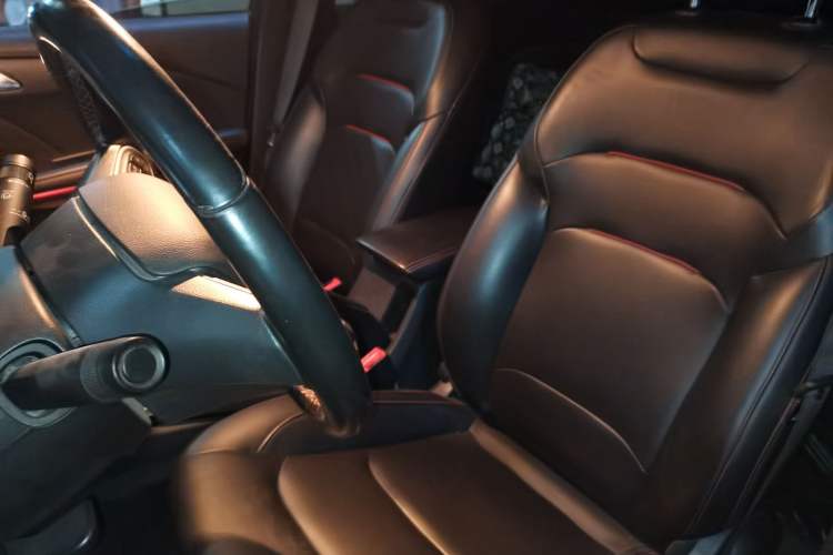 Used Chevrolet Monza 2019 RS 330T Automatic Comfort Edition China VI Standard Left Front Seat