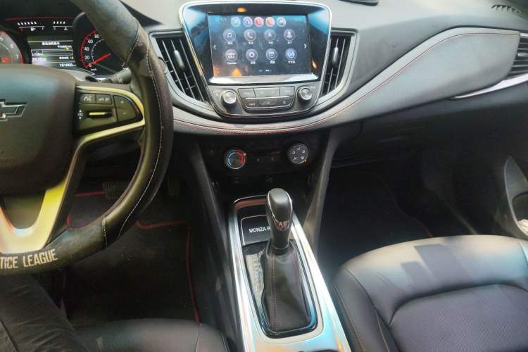 Used Chevrolet Monza 2019 RS 330T Automatic Comfort Edition China VI Standard Audio And AC Panel