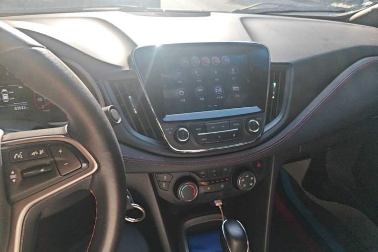 Used Chevrolet Monza 2019 RS 330T Automatic Comfort Edition China VI Standard Audio And AC Panel