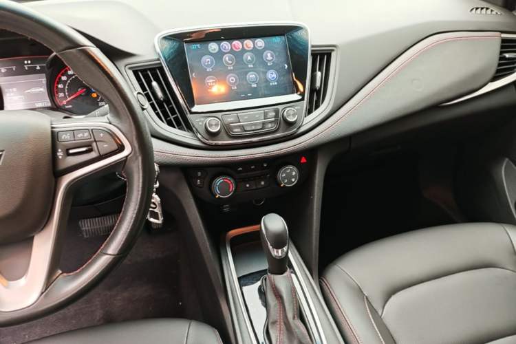 Used Chevrolet Monza 2019 RS 330T Automatic Comfort Edition China VI Standard Audio And AC Panel
