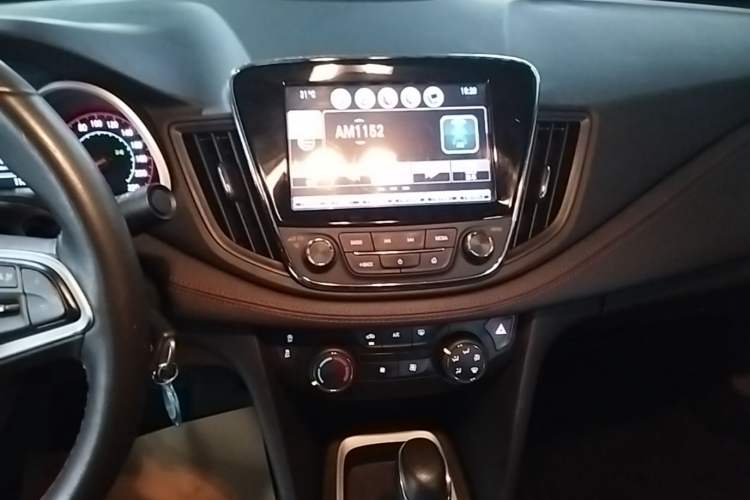 Used Chevrolet Monza 2019 RS 330T Automatic Comfort Edition China VI Standard Audio And AC Panel