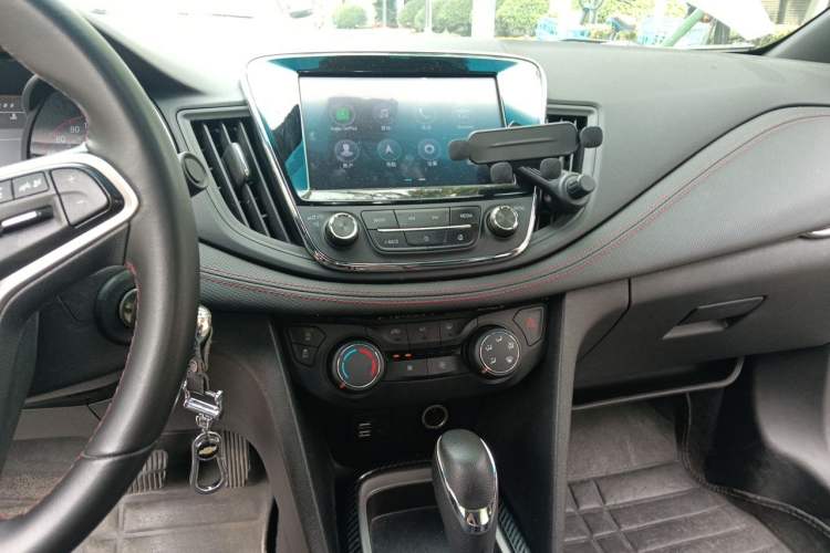 Used Chevrolet Monza 2019 RS 330T Automatic Comfort Edition China VI Standard Audio And AC Panel