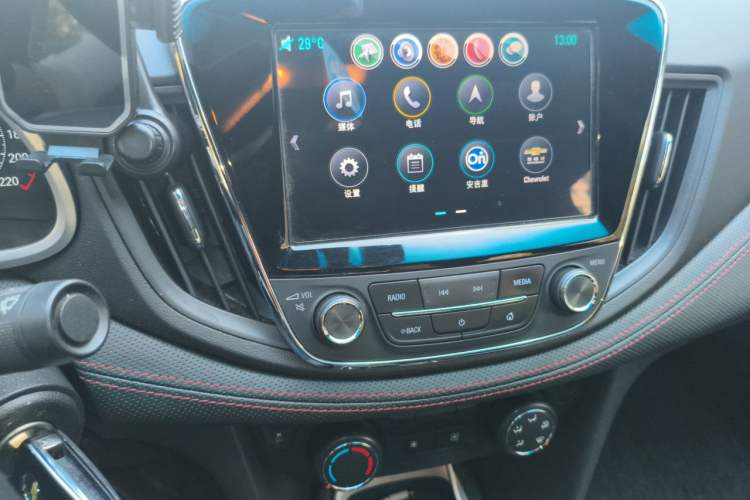 Used Chevrolet Monza 2019 RS 330T Automatic Comfort Edition China VI Standard Audio And AC Panel