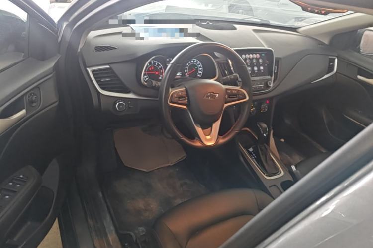 Used Chevrolet Monza 2019 Redline 320T Dual-Clutch Sporty Version China VI Standard Center Console