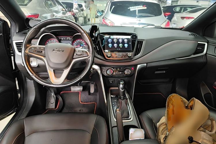 Used Chevrolet Monza 2019 RS 330T Automatic Comfort Edition China VI Standard Center Console