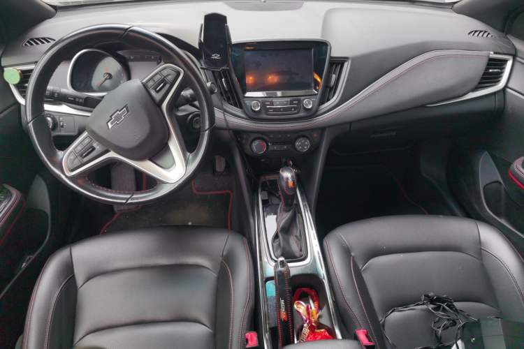 Used Chevrolet Monza 2019 RS 330T Automatic Comfort Edition China VI Standard Center Console