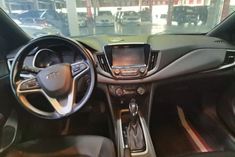 Used Chevrolet Monza 2019 RS 330T Automatic Comfort Edition China VI Standard Center Console