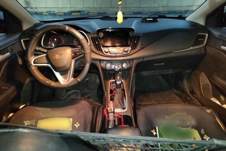 Used Chevrolet Monza 2019 Redline 320T Dual-Clutch Joyful Edition China VI Standard Center Console