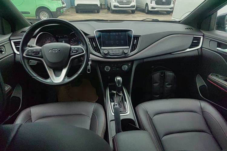 Used Chevrolet Monza 2019 RS 330T Automatic Comfort Edition China VI Standard Center Console