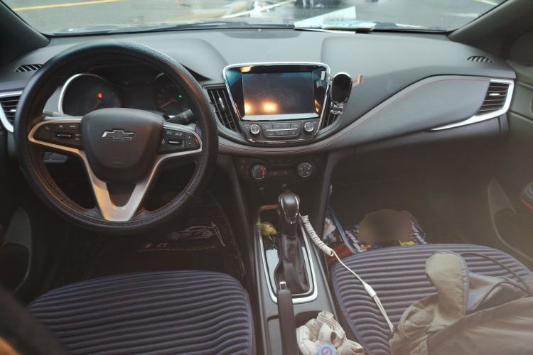 Used Chevrolet Monza 2019 RS 330T Automatic Comfort Edition China VI Standard Center Console