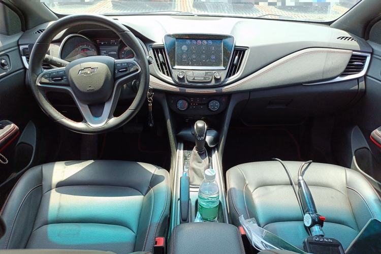 Used Chevrolet Monza 2019 RS 330T Automatic Comfort Edition China VI Standard Center Console