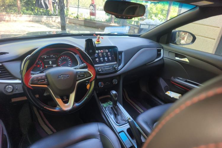 Used Chevrolet Monza 2019 RS 330T Automatic Comfort Edition China VI Standard Center Console