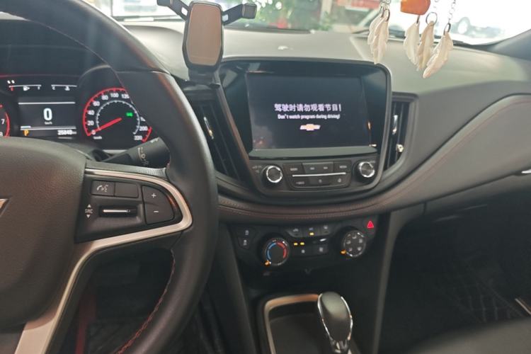 Used Chevrolet Monza 2019 RS 330T Automatic Comfort Edition China VI Standard Center Console