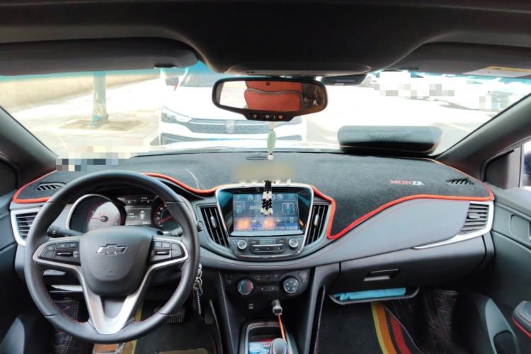 Used Chevrolet Monza 2019 RS 330T Automatic Comfort Edition China VI Standard Center Console