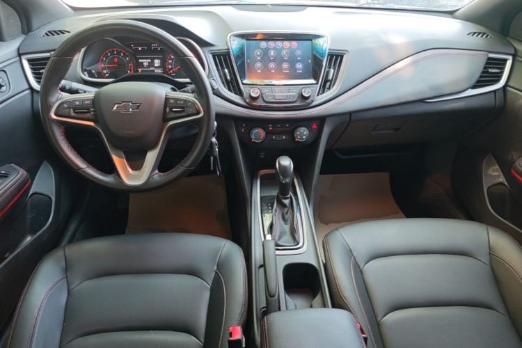 Used Chevrolet Monza 2019 RS 330T Automatic Comfort Edition China VI Standard Center Console
