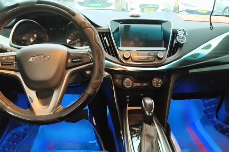 Used Chevrolet Monza 2019 RS 330T Automatic Sporty Edition China VI Standard Center Console