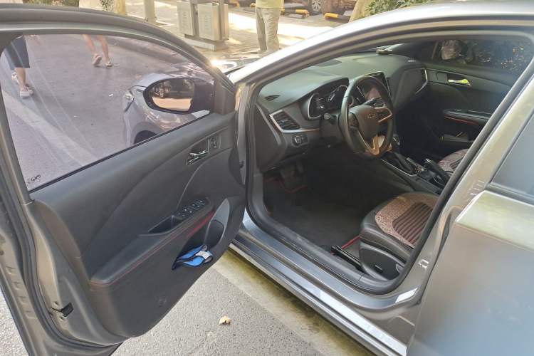 Used Chevrolet Monza 2019 RS 330T Automatic Sporty Edition China VI Standard Driver Seat