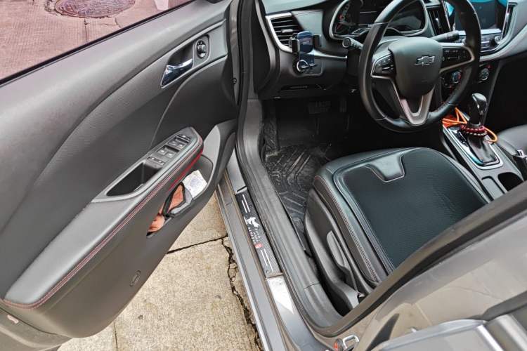 Used Chevrolet Monza 2019 RS 330T Automatic Comfort Edition China VI Standard Driver Seat