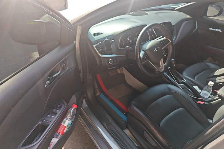 Used Chevrolet Monza 2019 RS 330T Automatic Comfort Edition China VI Standard Driver Seat