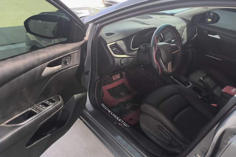 Used Chevrolet Monza 2019 Redline 320T Dual-Clutch Sporty Version China VI Standard Driver Seat