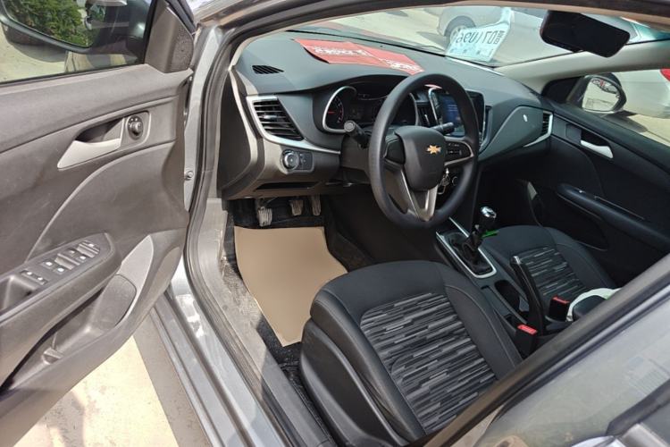 Used Chevrolet Monza 2019 320T Manual Xinxin Edition China VI Driver Seat