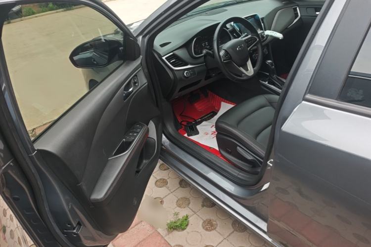 Used Chevrolet Monza 2019 RS 330T Automatic Sporty Edition China VI Standard Driver Seat