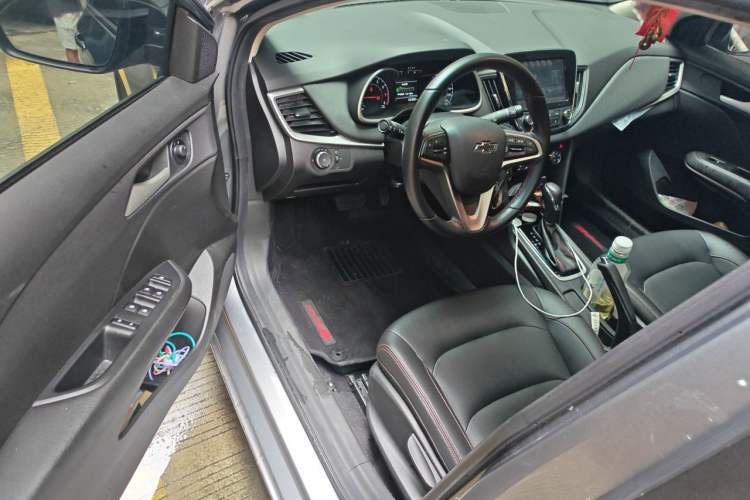 Used Chevrolet Monza 2019 Redline 320T Dual-Clutch Sporty Version China VI Standard Driver Seat