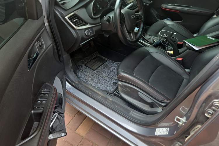 Used Chevrolet Monza 2019 RS 330T Automatic Comfort Edition China VI Standard Driver Seat