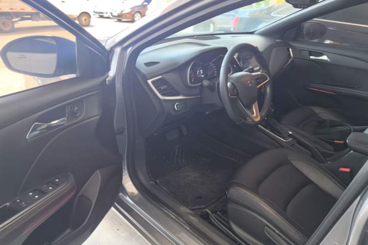 Used Chevrolet Monza 2019 RS 330T Automatic Comfort Edition China VI Standard Driver Seat