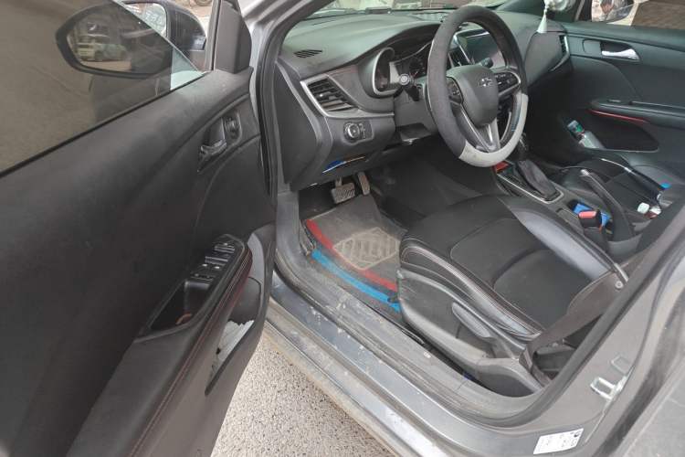 Used Chevrolet Monza 2019 RS 330T Automatic Comfort Edition China VI Standard Driver Seat