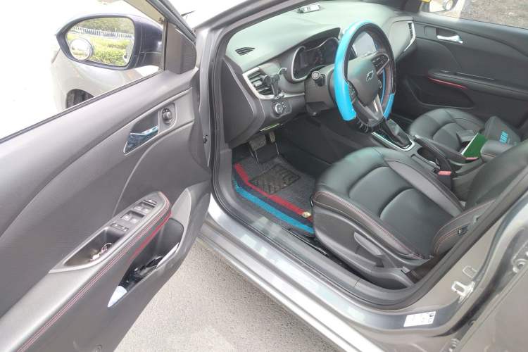 Used Chevrolet Monza 2019 RS 330T Automatic Comfort Edition China VI Standard Driver Seat