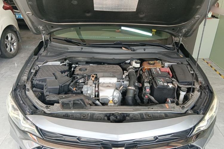 Used Chevrolet Monza 2019 RS 330T Automatic Comfort Edition China VI Standard Engine Bay