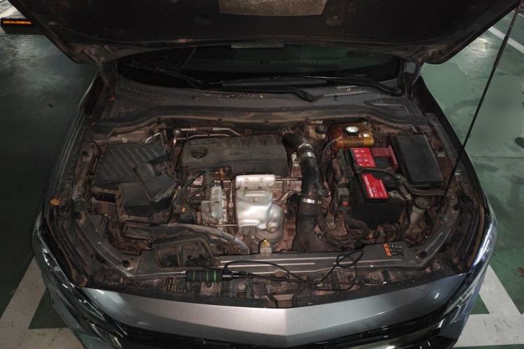 Used Chevrolet Monza 2019 RS 330T Automatic Comfort Edition China VI Standard Engine Bay