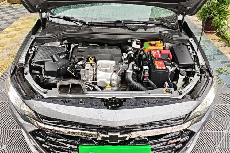 Used Chevrolet Monza 2019 RS 330T Automatic Comfort Edition China VI Standard Engine Bay